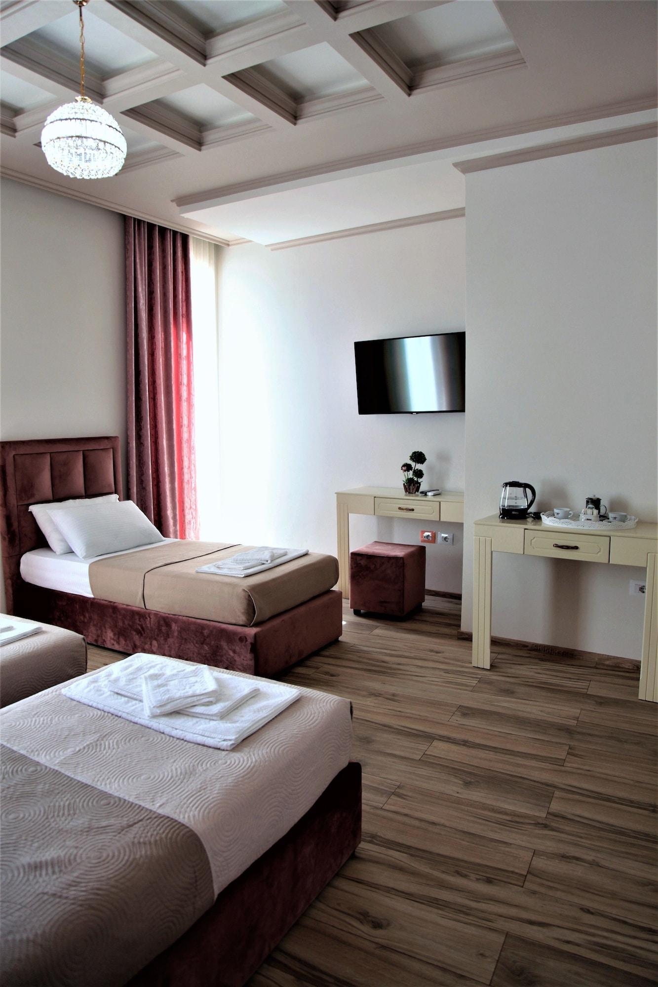 Veliera 4*